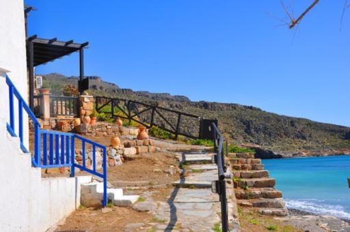 Beachfront Kato Appartement