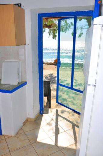Beachfront Kato Appartement *